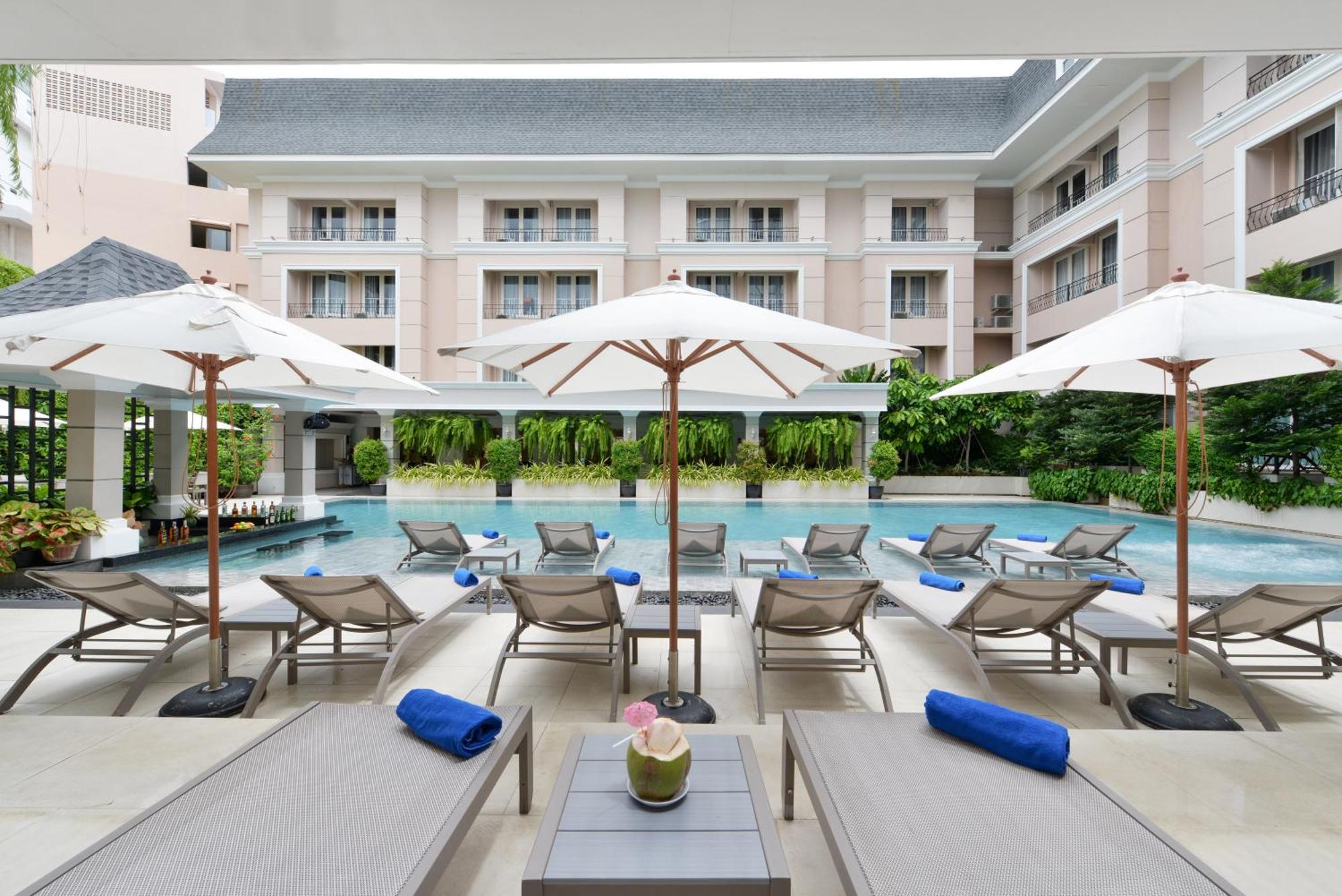 The Beverly Hotel Pattaya Buitenkant foto