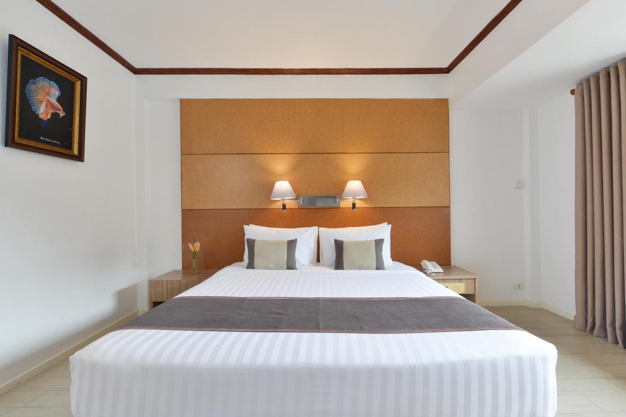 The Beverly Hotel Pattaya Buitenkant foto